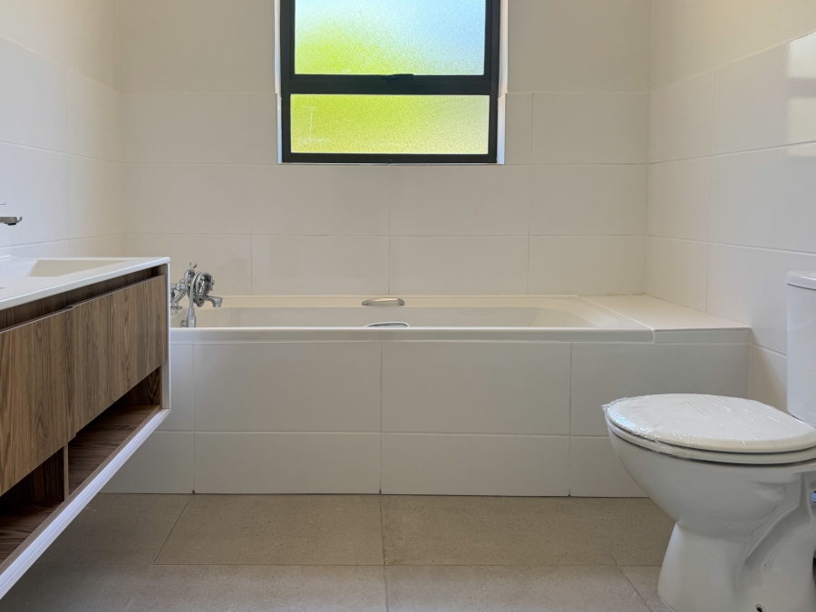 4 Bedroom Property for Sale in Stellenberg Western Cape